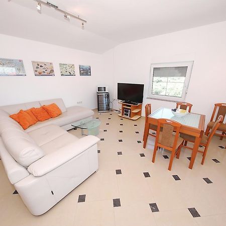 Apartment Sapavac Vir Ngoại thất bức ảnh