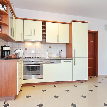 Apartment Sapavac Vir Ngoại thất bức ảnh